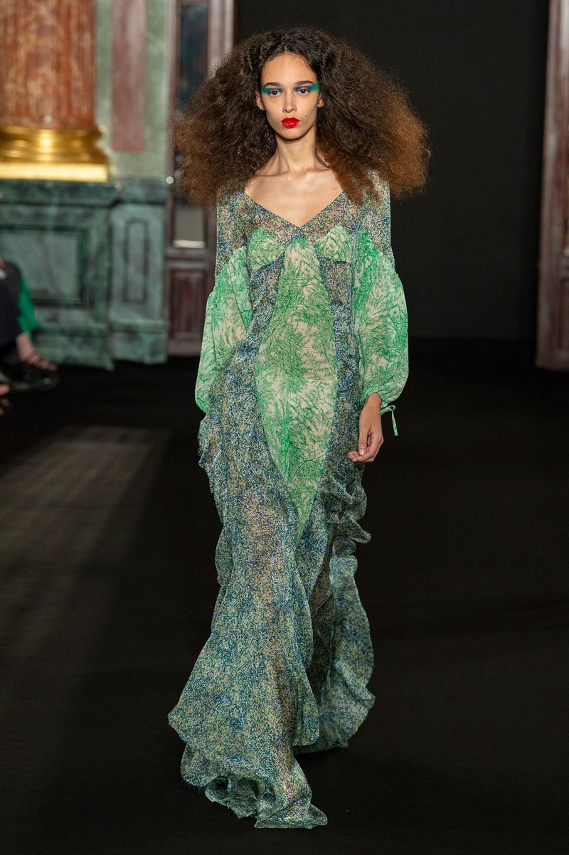 عرض أزياء Ronald Van Der Kemp للخياطة الراقية لخريف 2018