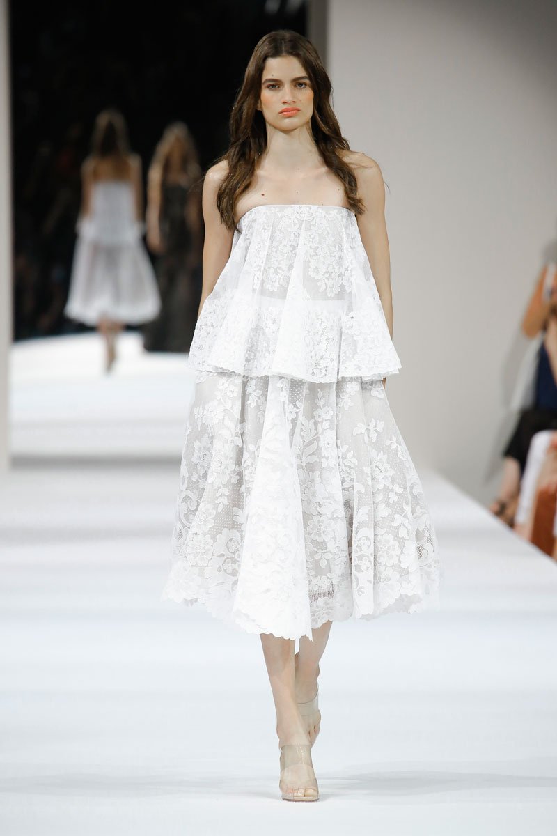 عرض أزياء Alexis Mabille للخياطة الراقية لخريف 2018