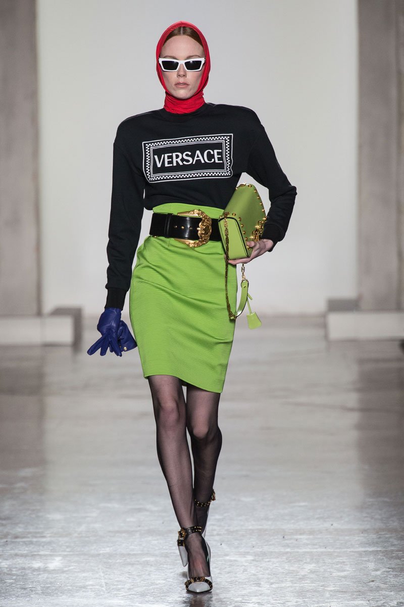 عرض أزياء Versace لخريف 2018، خلال أسبوع الموضة في ميلانو