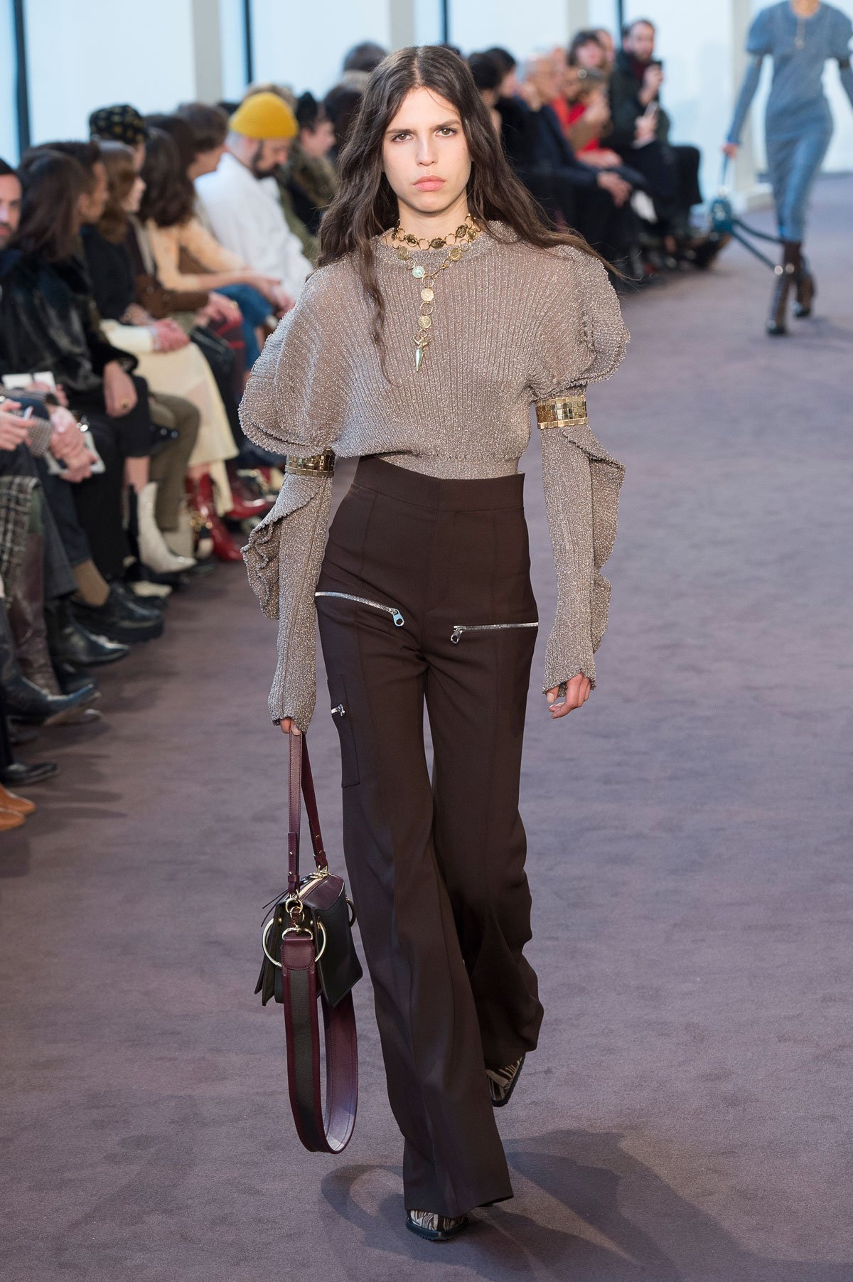 عرض أزياء Chlo&eacute; لخريف 2018، خلال أسبوع الموضة في باريس