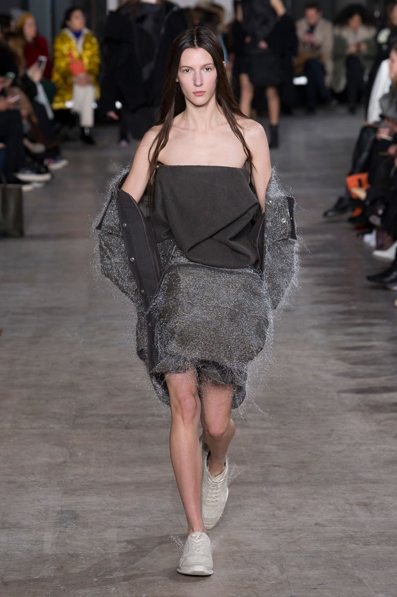 عرض أزياء Rick Owens  لخريف 2018، خلال أسبوع الموضة في لندن
