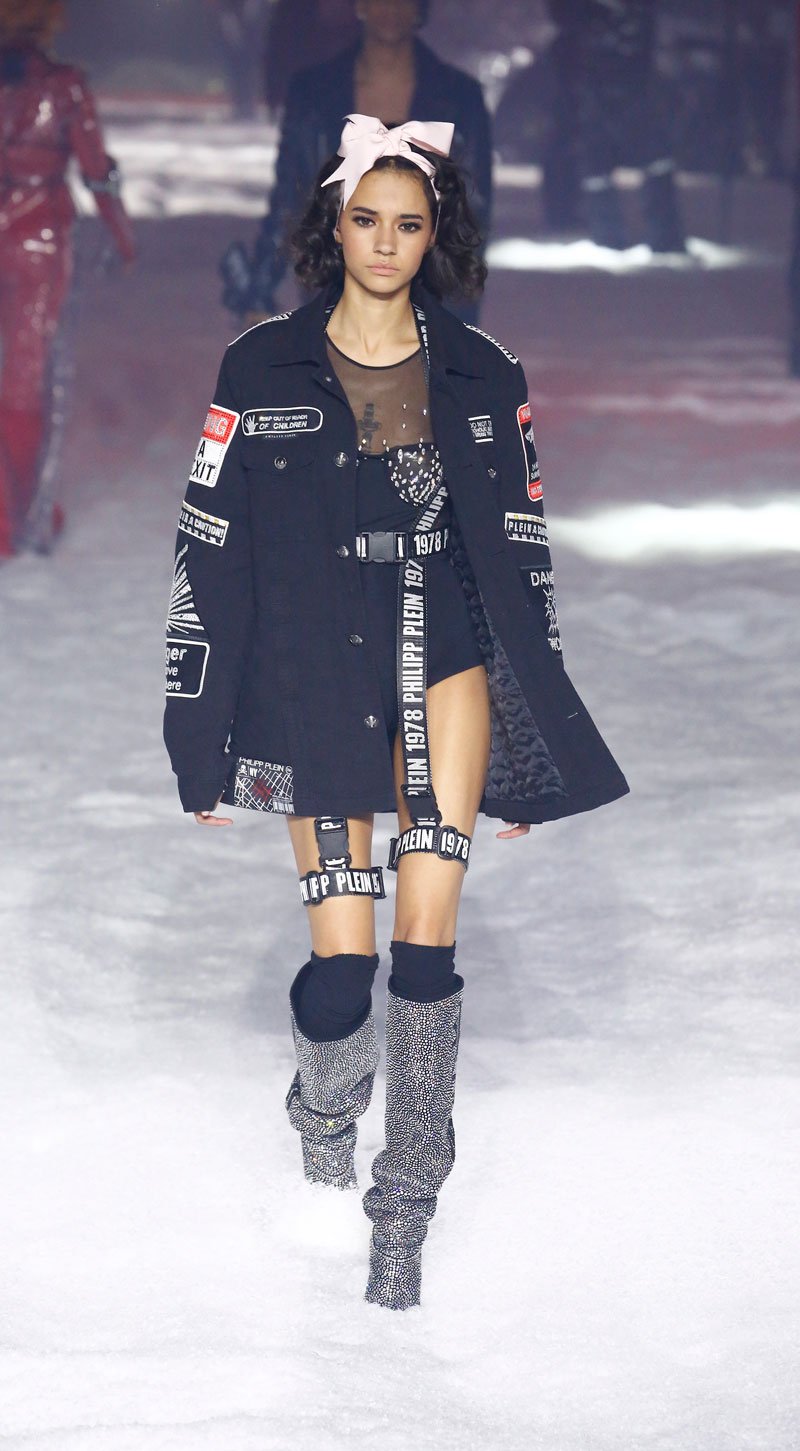 عرض أزياء Philipp Plein لخريف 2018، خلال أسبوع الموضة في ميلانو