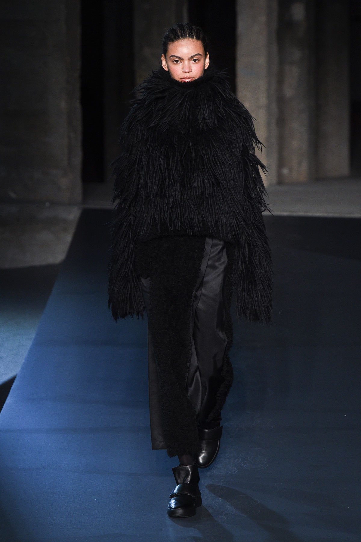 عرض أزياء Issey Miyake لخريف 2018، خلال أسبوع الموضة في باريس