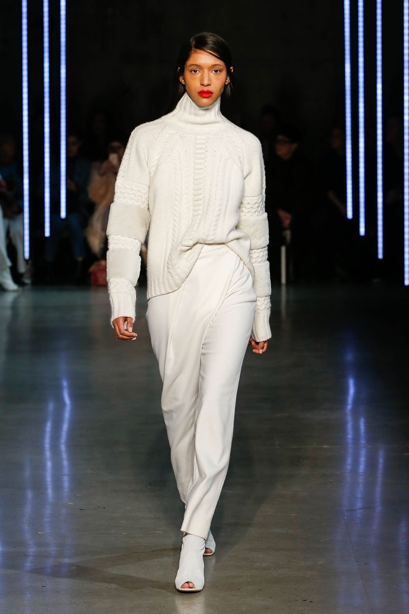 عرض أزياء Sally LaPointe  لخريف 2018، خلال أسبوع الموضة في نيويورك