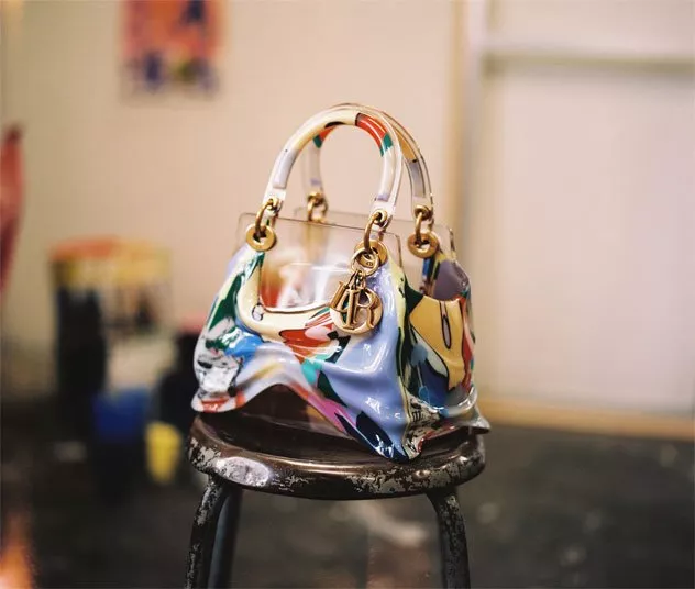 ديور تقدّم الإصدار السادس من مشروع فن ديور ليدي Dior Lady Art