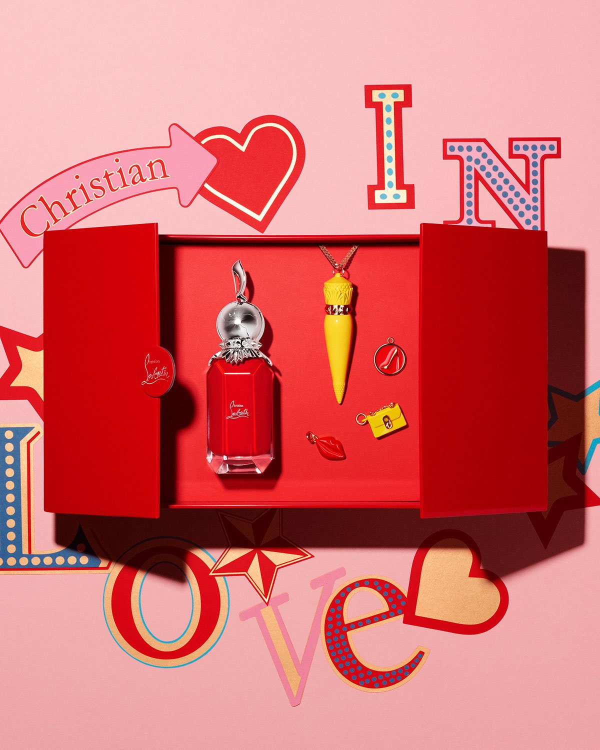 مجموعة مستحضرات Christian Louboutin -  مجموعة مكياج Louboutin - مجموعة مكياج Love 