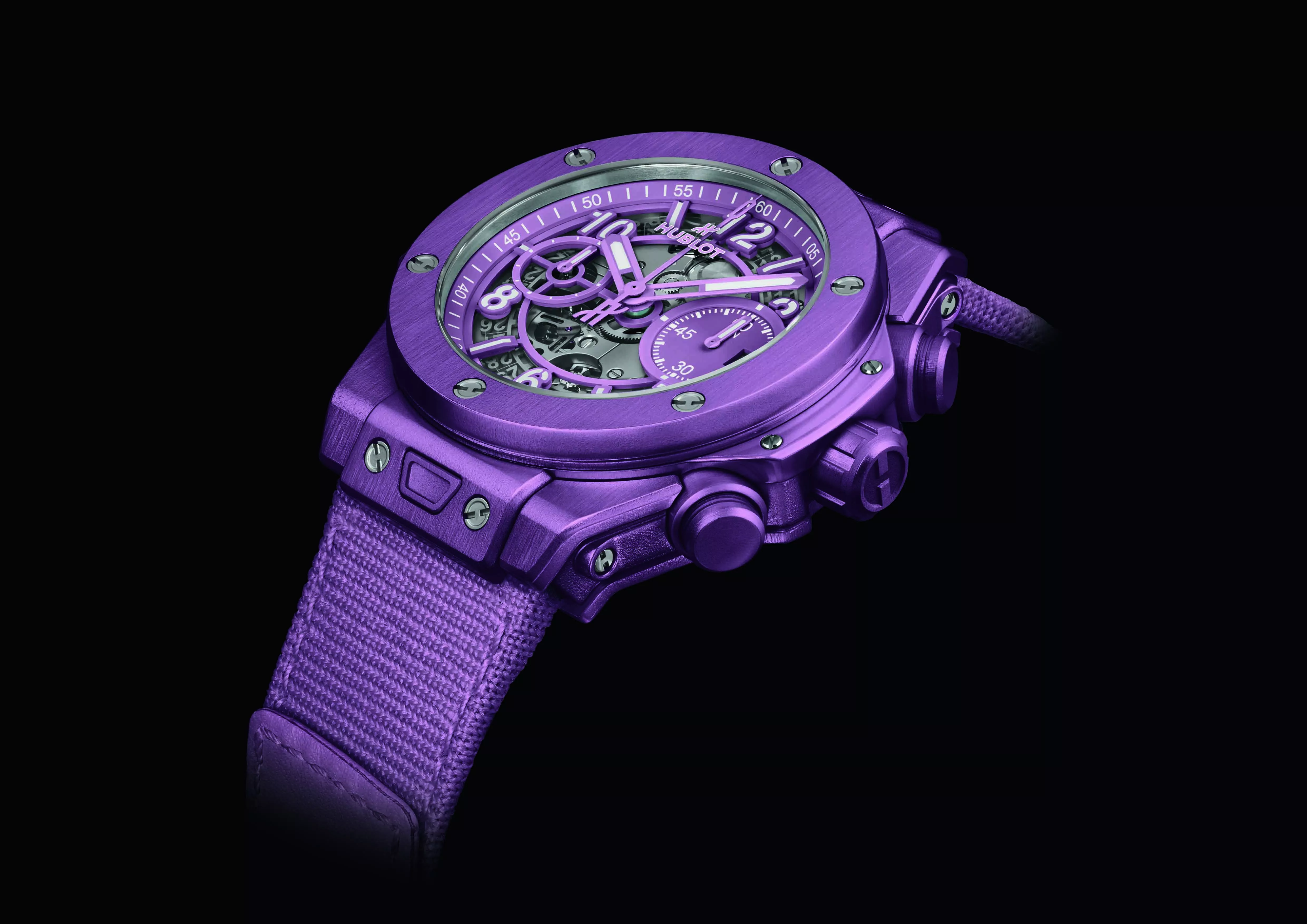 هوبلو تُطلق ساعة Big Bang Unico Summer Purple