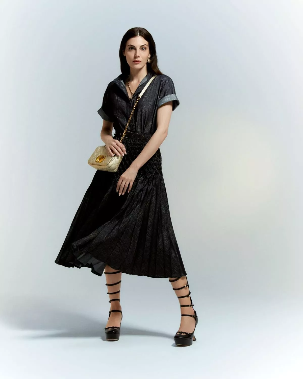 ديور تطلق مجموعة الكبسولة Dior Or في الشرق الأوسط مع سفيرتَيها أسيل عمران ورزان جمّال