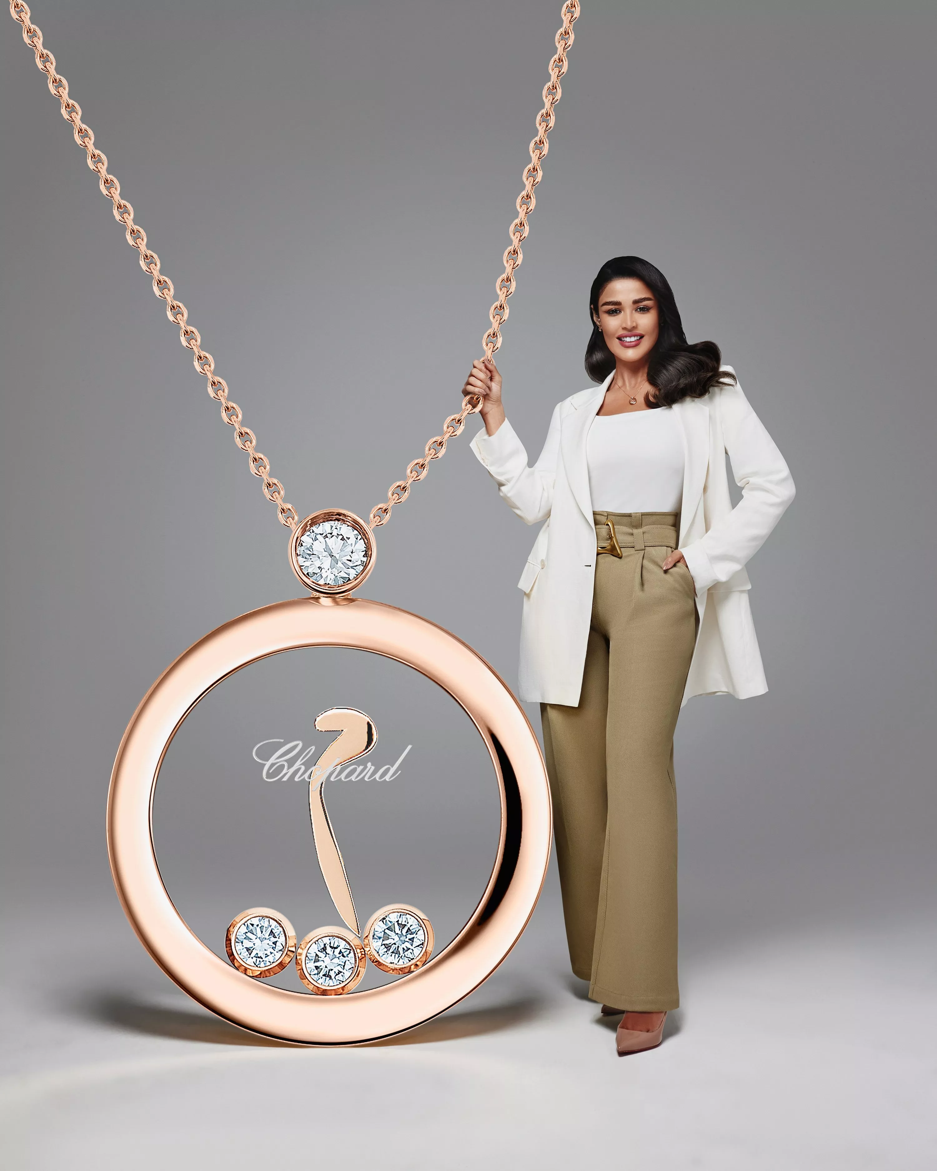 Chopard تطلق إصدار خاص بالحروف العربية من مجوهرات Happy Diamonds-Happy Me