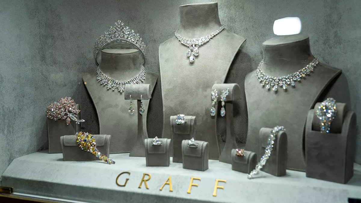 مجوهرات غراف مع عطار المتحدة تشارك بجناح خاص في معرض صالون الرياض للمجوهرات