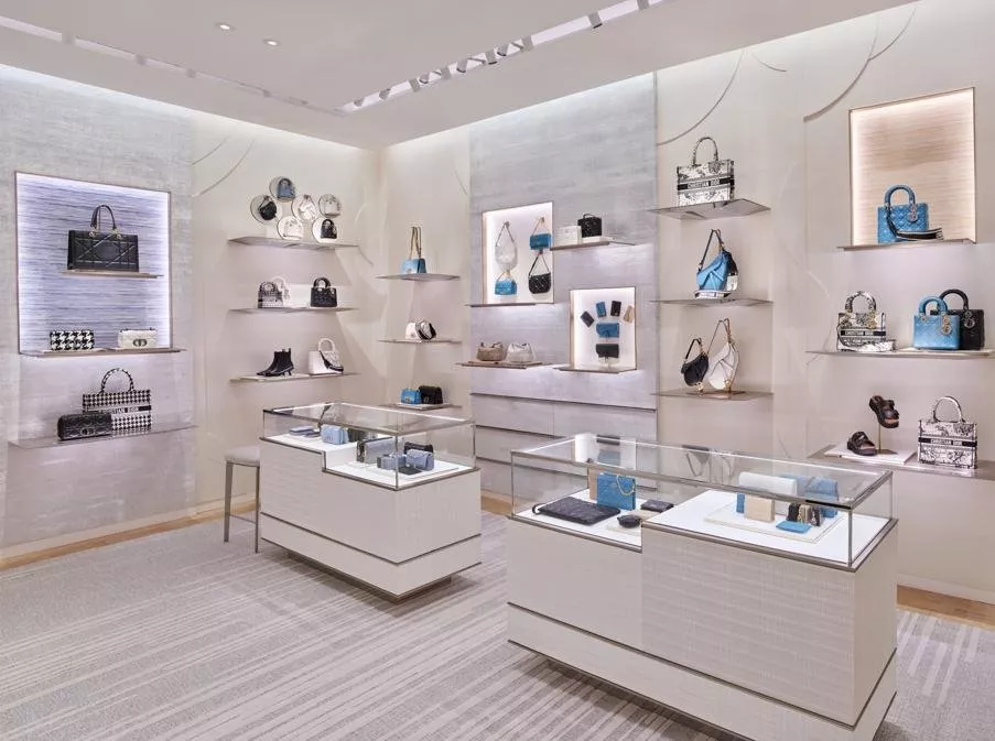 ديور تعلن عن افتتاح متجرها في مركز المملكة في الرياض