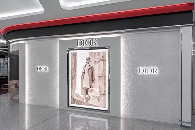 ديور تقدّم البوتيك الجديد في مطار دبي الدولي