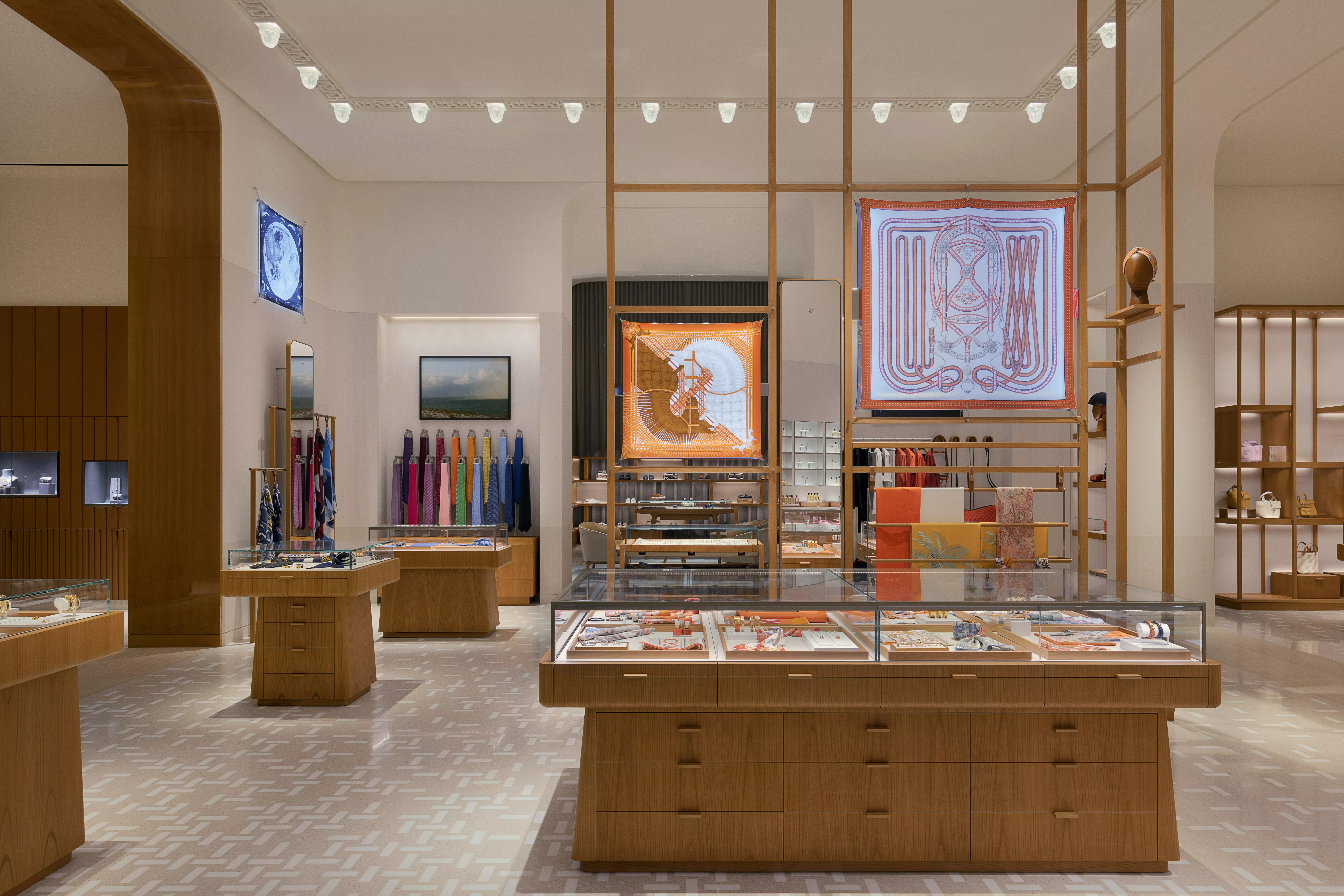 Hermès تفتتح متجرها الجديد في مجمع بلاس فاندوم في الدوحة