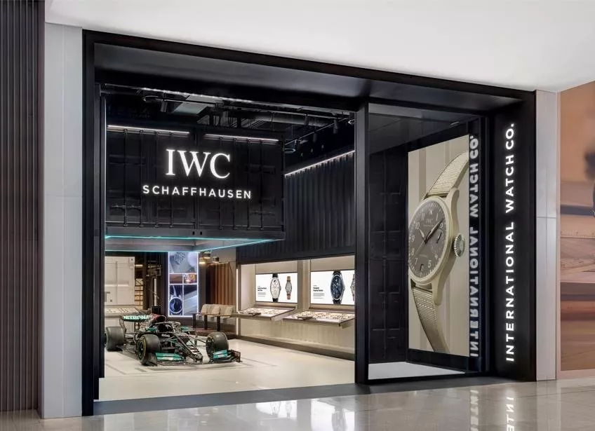IWC Schaffhausen تعلن عن افتتاح بوتيك جديد لها في دبي مول
