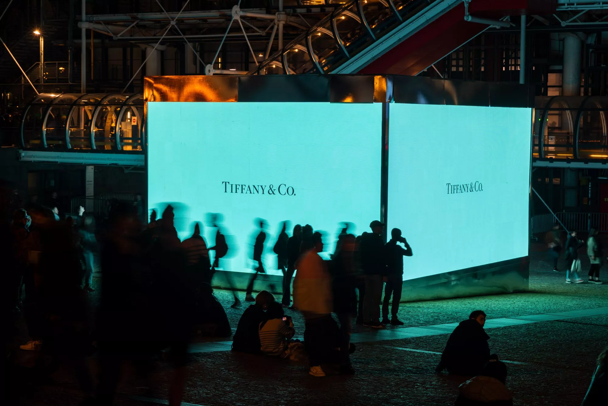علامة .Tiffany & Co تشارك في مهرجان الليلة البيضاء في باريس