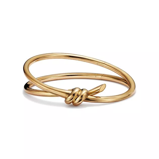 Tiffany & Co تطلق مجموعة مجوهرات Tiffany Knot الجديدة بإلهام من مدينة نيويورك