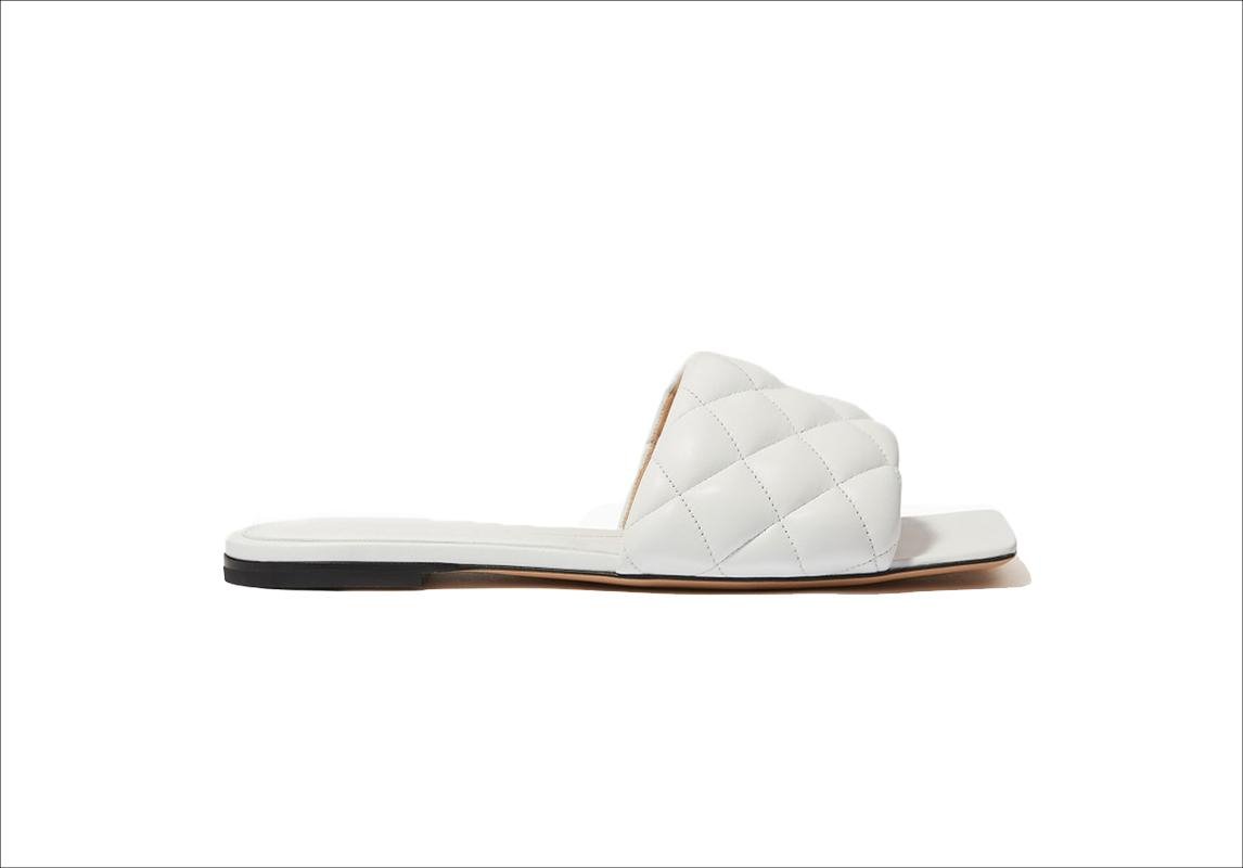 شبشب شباشب سليبرز شبشب اديدياس شبشب نايك شبشب قوتشي Bottega veneta slippers Havainas slippers