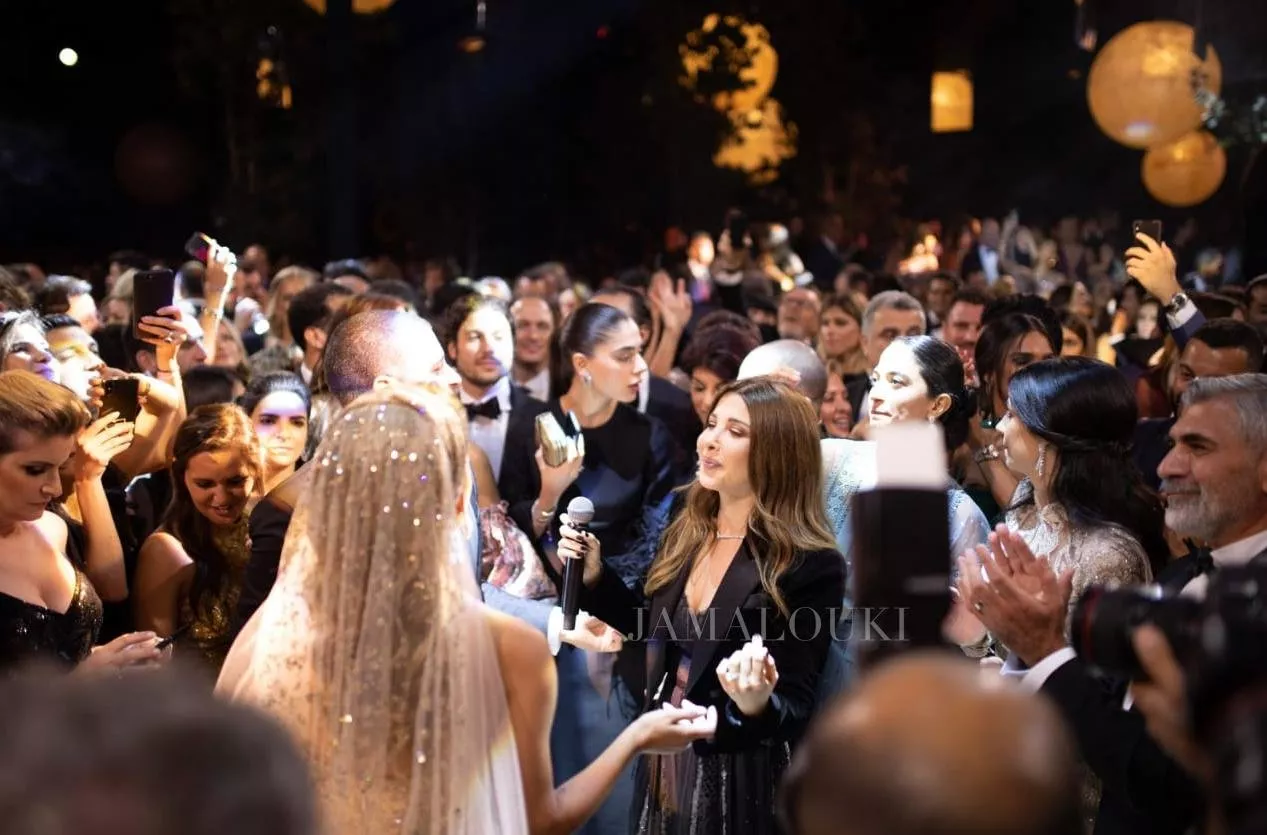 بالصور، أبرز إطلالات النجمات في حفل زفاف إيلي صعب جونيور وكريستينا مراد
