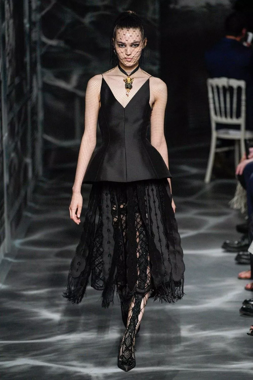 عرض Dior للخياطة الراقية لخريف 2019: عودة إلى قلب الدار النابض 30Avenue Montaigne