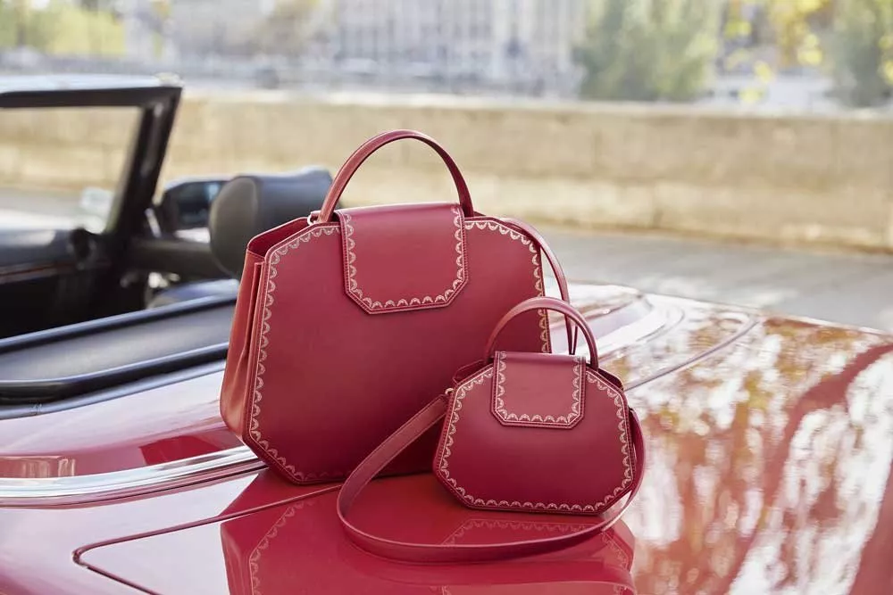 Cartier تضيف حقيبة بـ3 أحجام إلى مجموعتها Guirlande de Cartier