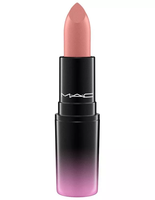 MAC Cosmetics تُطلق مجموعة أحمر شفاه Love Me Lipstick