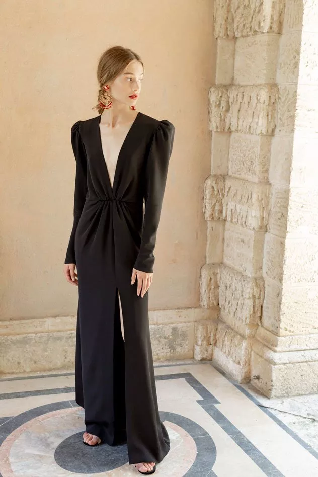 مودا أوبراندي يُطلق مجموعة أزياء سهرات حصريّة للعطلة بتوقيع سيلفيا تشيراسي