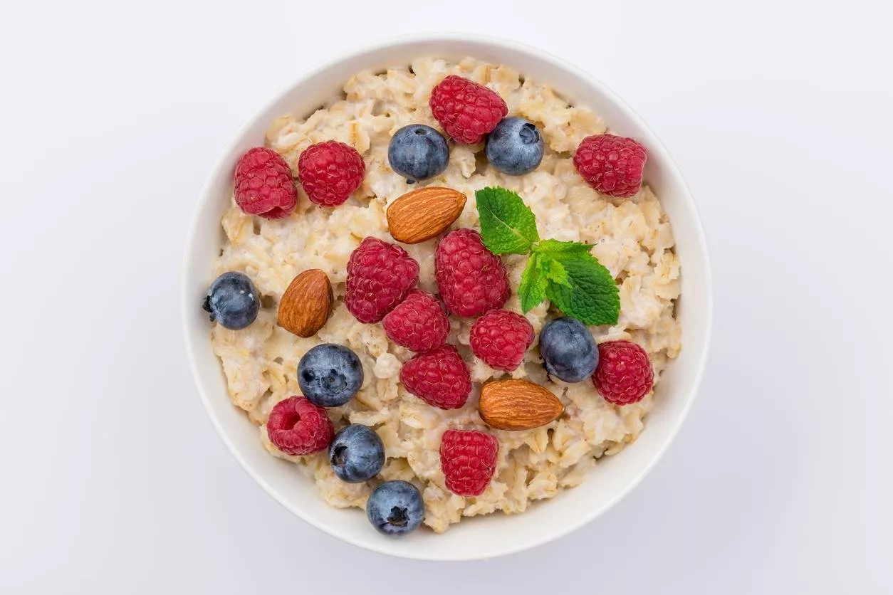 طريقة الشوفان للفطور: أفكار وجبات لطعام صحيّ عند الصباح