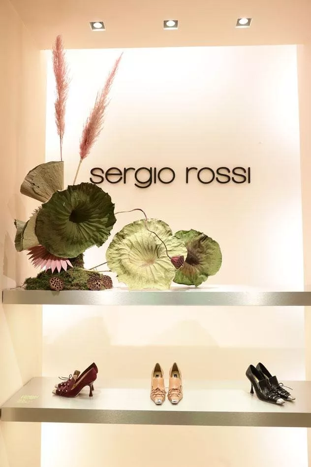 دار Sergio Rossi تُطلق مجموعة أحذية srTwenty