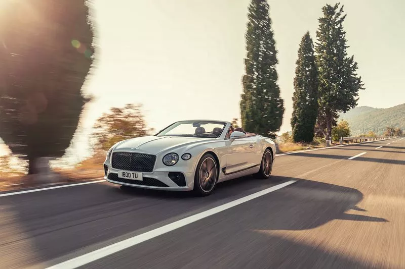 شركة Bentley تطرح سيارة Continental GT Convertible الجديدة