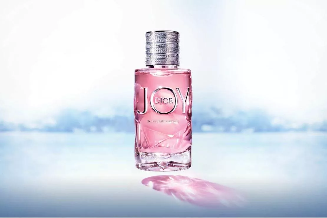 عطر JOY by Dior Eau de Parfum Intense يزيدكِ سعادة ويجعلكِ محط أنظار الجميع
