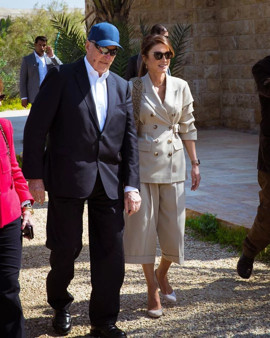 إطلالات الملكة رانيا خلال زيارة ملك وملكة النرويج إلى الأردن