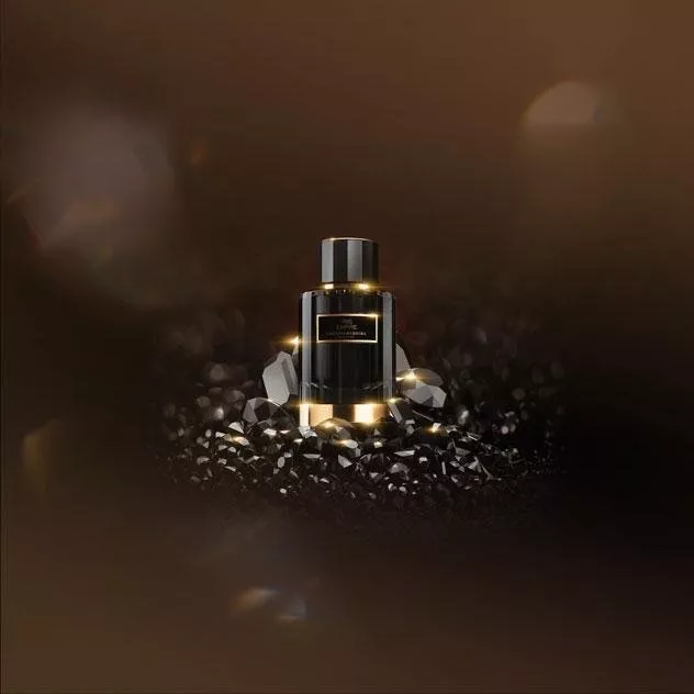 كارولينا هيريرا تُطلق عطر Eau De Parfum Iris Empire ضمن مجموعة Confidential