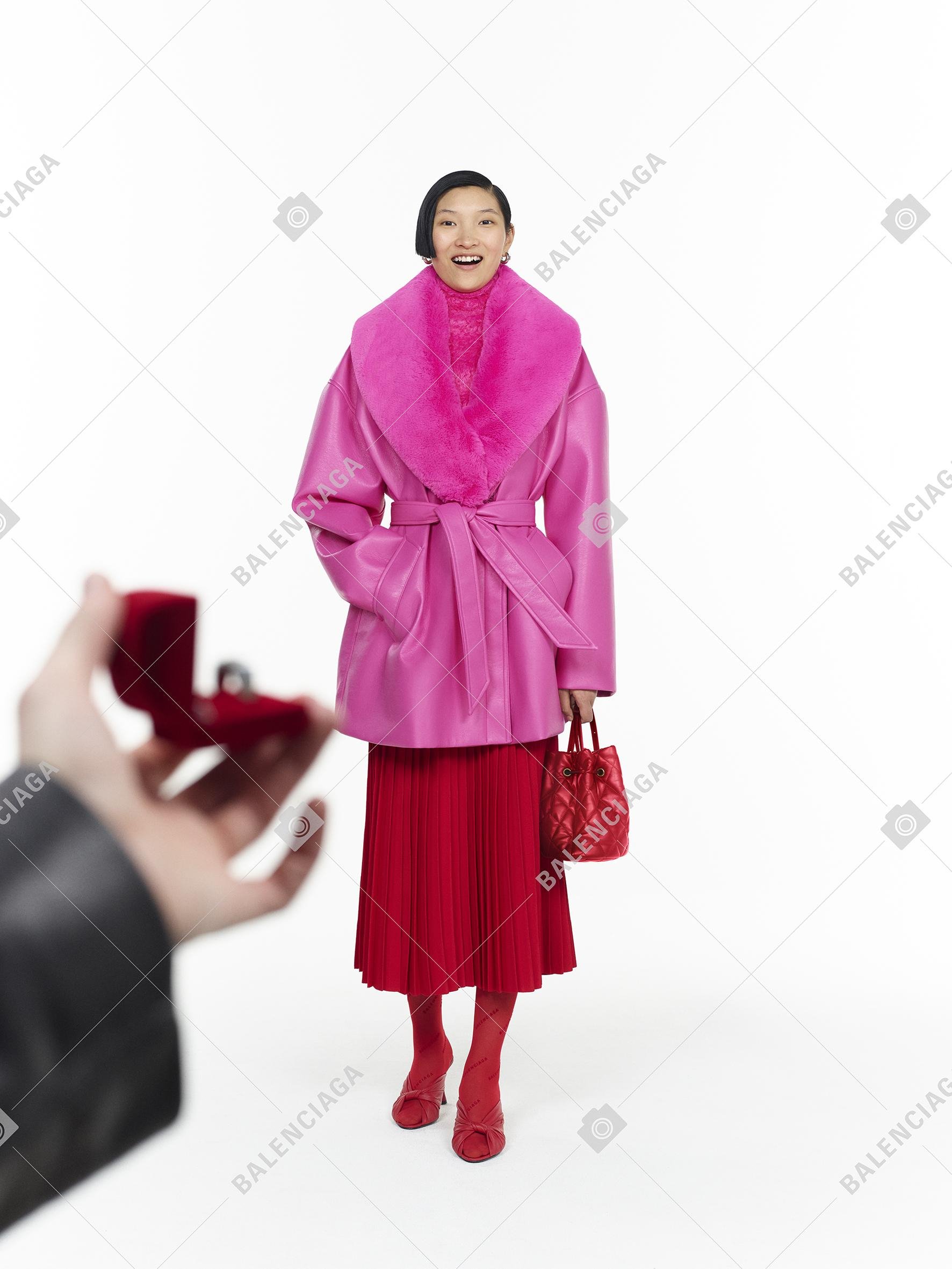 مجموعة بالنسياغا التحضيرية لخريف 2020 ملابس نسائية أزياء نسائية أحذية نسائية سروال توب بلوزة فستان بوتس