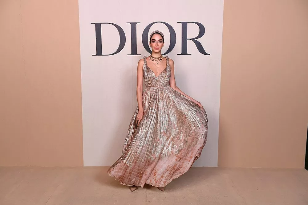أبرز إطلالات النجمات خلال عرض Dior لمجموعة الخياطة الراقية لربيع 2019 في دبي