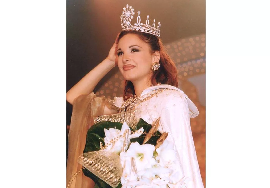 6 ملكات جمال لبنانيات توّجنَ على عرش الجمال العالميّ