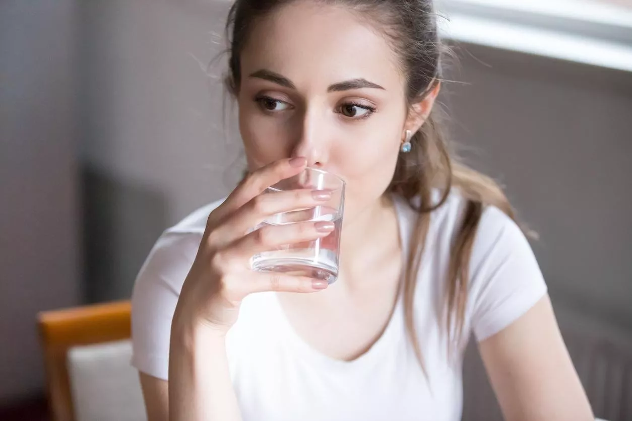 6 أنواع مياه للشرب عليكِ معرفتها، تقضي على الشعور بالعطش