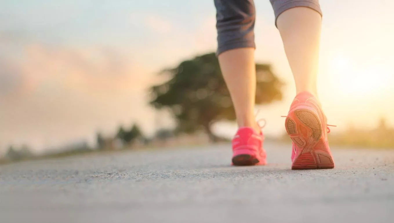 6 أخطاء تقترفينها أثناء ممارسة رياضة المشي... كيف تتجنبينها؟