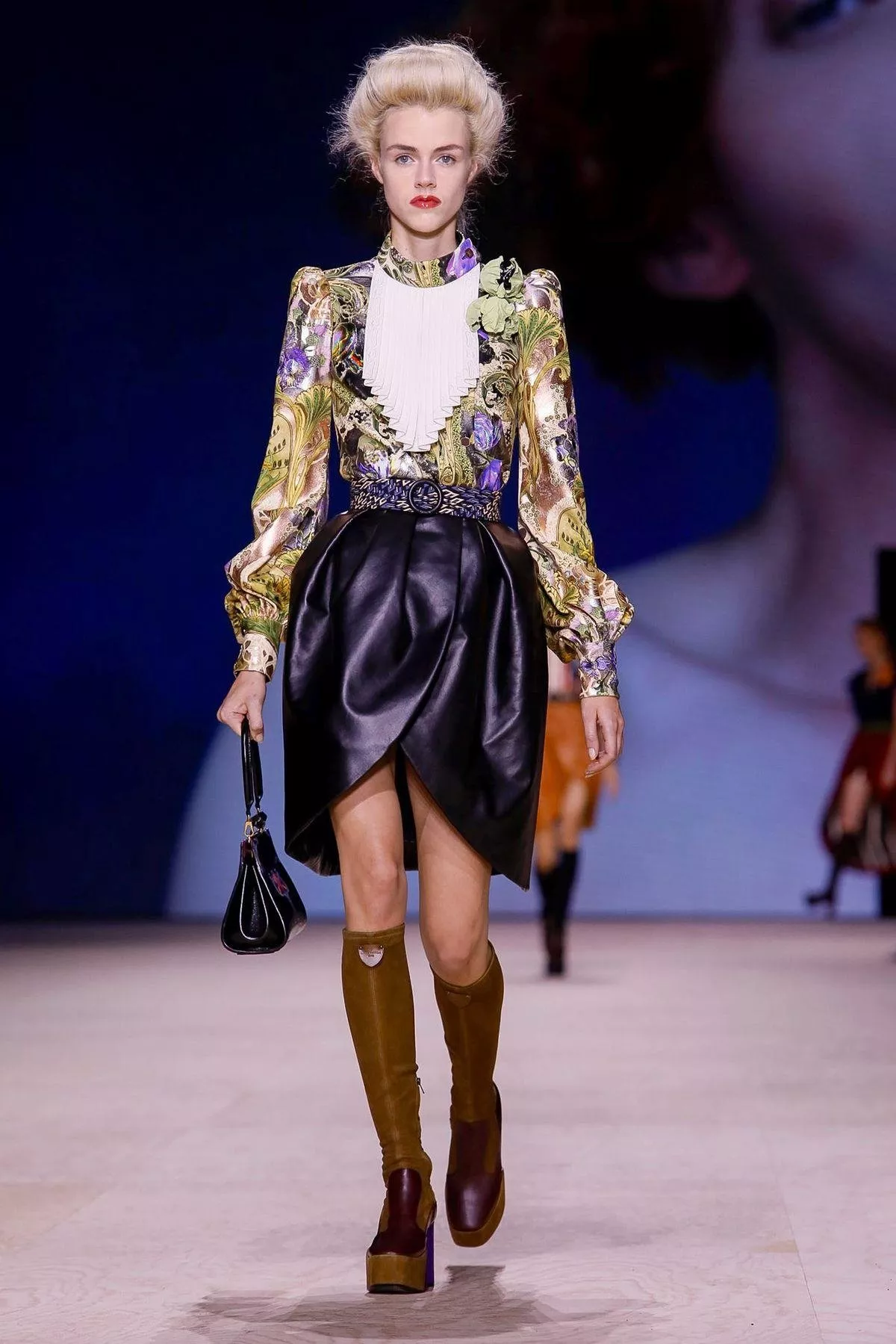 مجموعة Louis Vuitton لربيع 2020: مزيج بين العصرية والنفحة الفرنسية