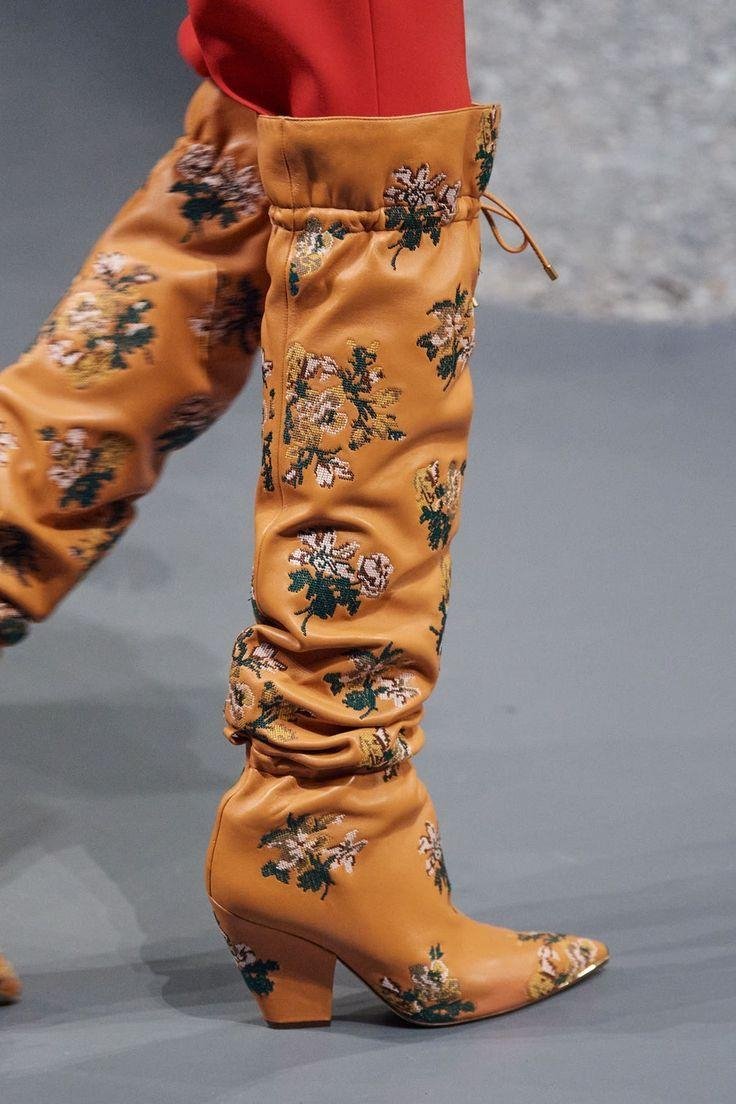 حذاء أحذية بوتس اخر موضة توري بورش tory burch