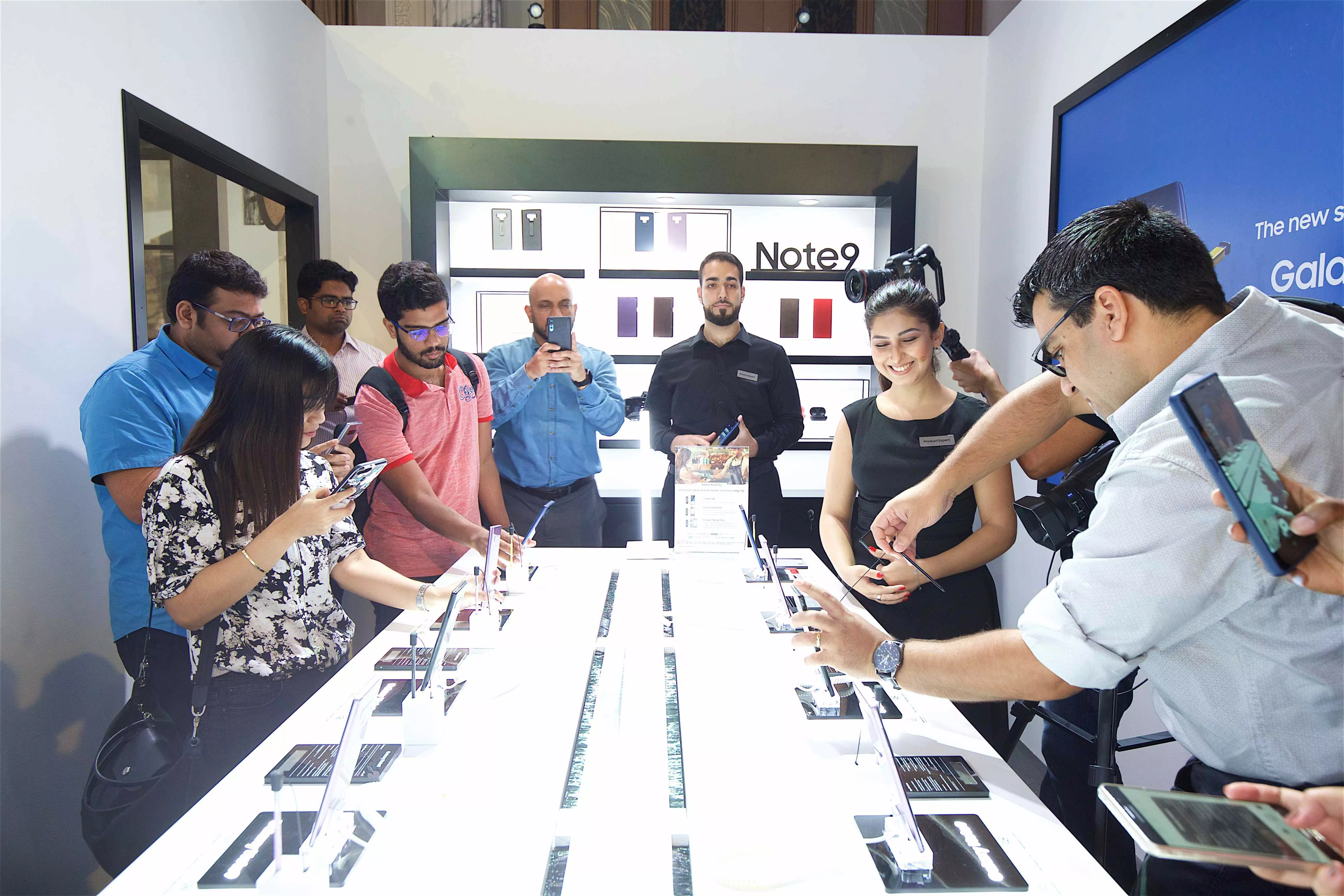 سامسونج تكشف عن أحدث هاتف ذكيّ Galaxy Note9 في دولة الإمارات العربية المتّحدة
