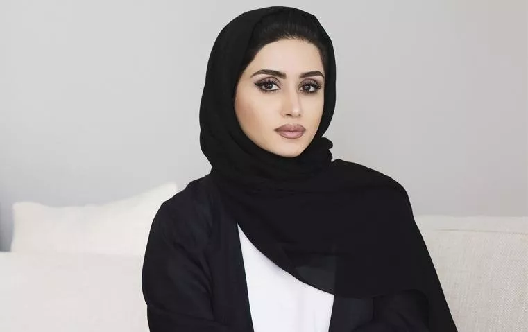 يوم المرأة الإماراتية ياسمين الملا