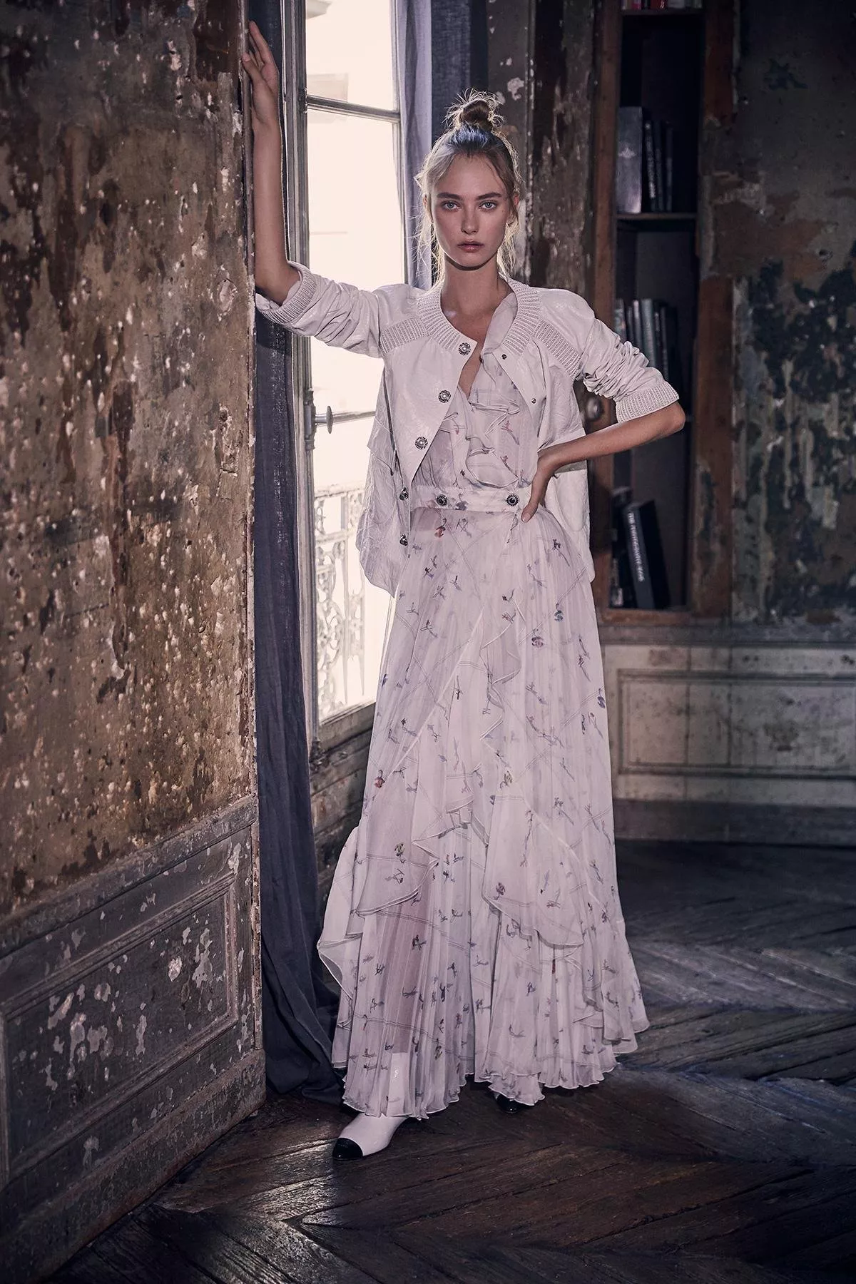 مجموعة Karl Lagerfeld الأخيرة بالتعاون مع Virginie Viard تتألّق أمام عدسات جمالكِ