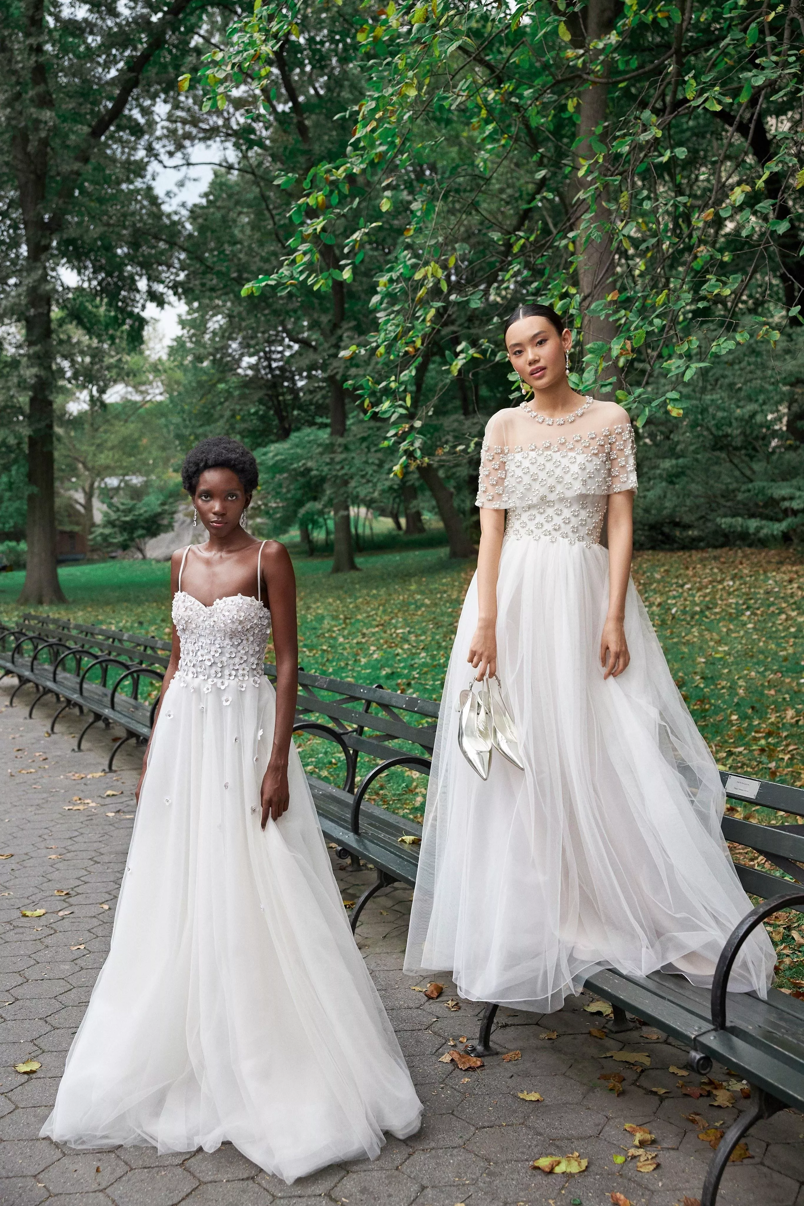 أبرز ما لفتنا من عروض أسبوع الموضة للعرائس لخريف 2020