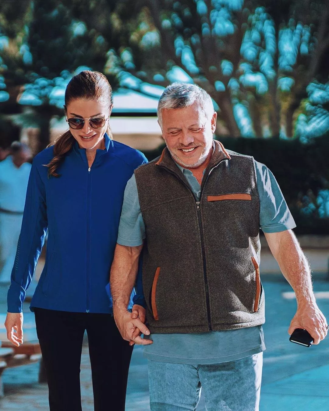 حركة واحدة تقوم بها الملكة رانيا مع زوجها تكشف الكثير عن علاقتهما