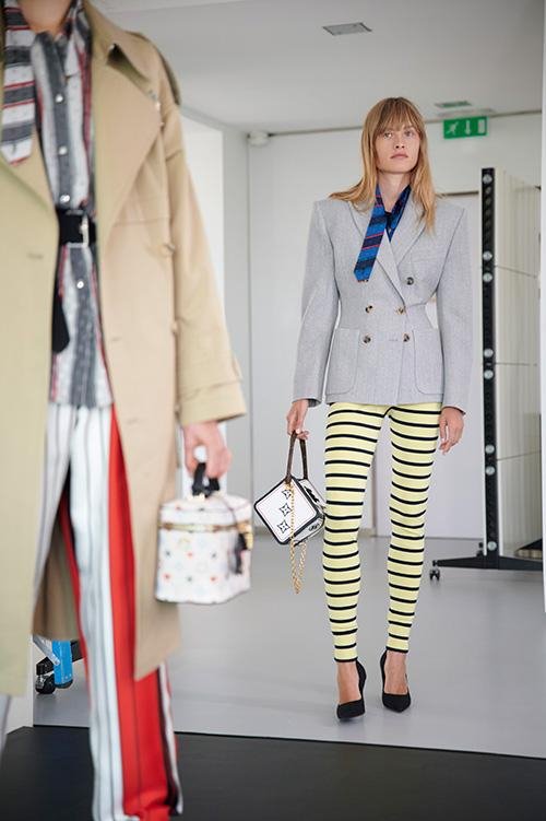 Louis Vuitton لويس فيتون