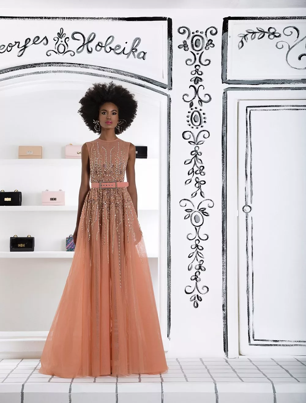 Georges Hobeika ينقل أجواء سيول ضمن مجموعته للأزياء الجاهزة لربيع وصيف 2019