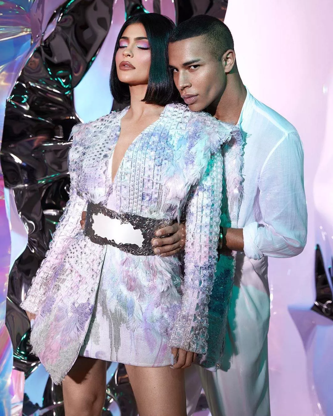 إطلاق مجموعة مكياج Kylie Cosmetics X Balmain ضمن أسبوع الموضة الباريسيّ
