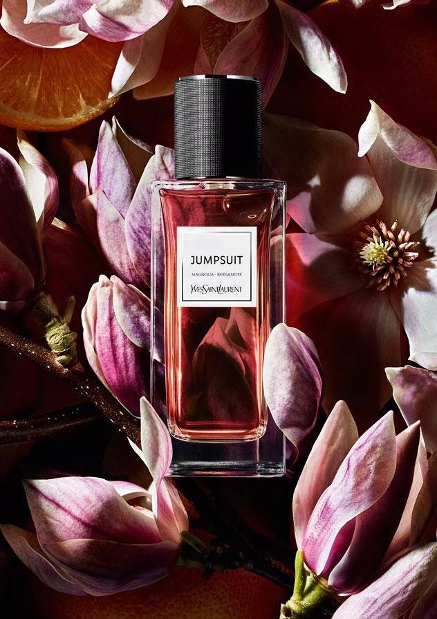 إيف سان لوران تطرح عطرين جديدين ضمن مجموعة Le Vestiaire Des Parfums