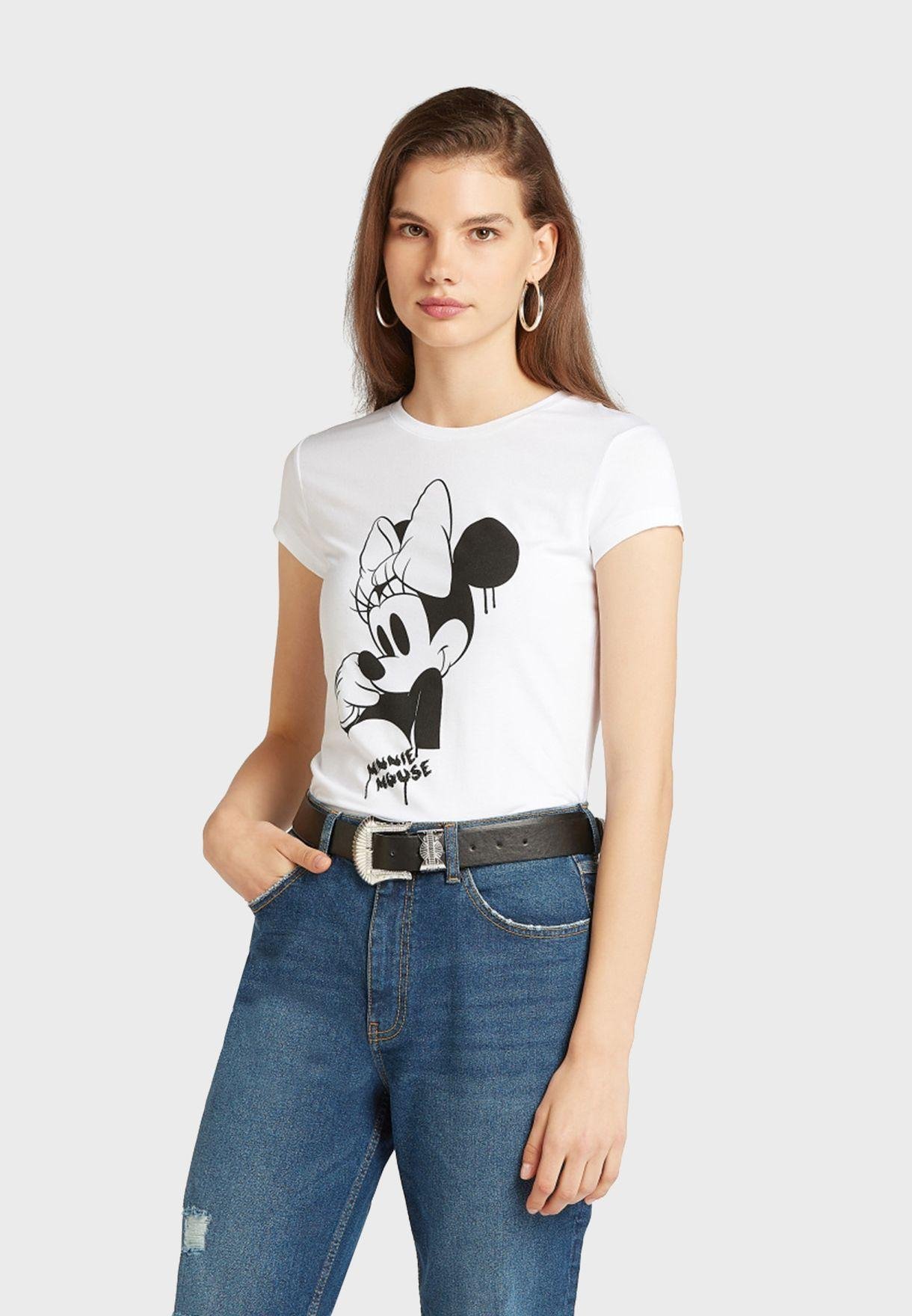  White tshirt توب 