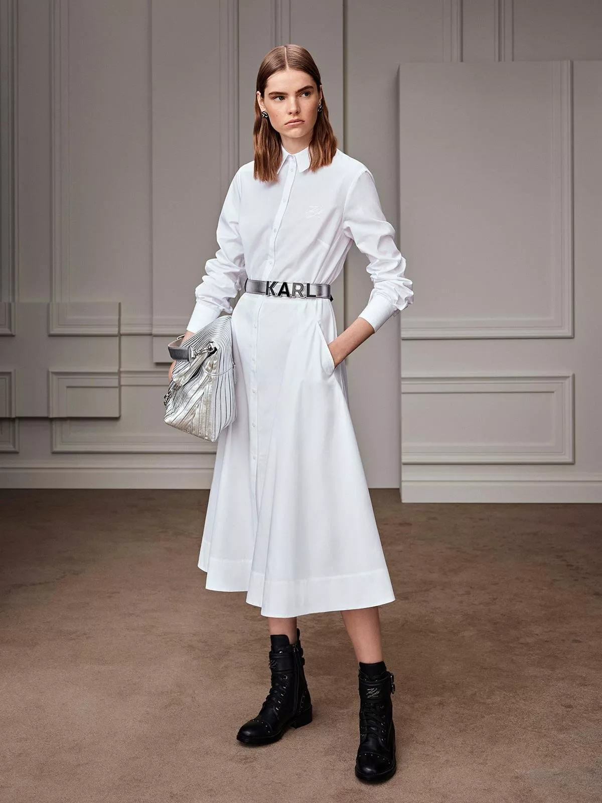 مجموعة Karl Lagerfeld لخريف 2020: لينا الغوطي تأخذنا إلى القرن الثامن عشر
